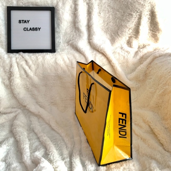 Authentic FENDI Large Paper Gift bag - Picture 6 of 6
